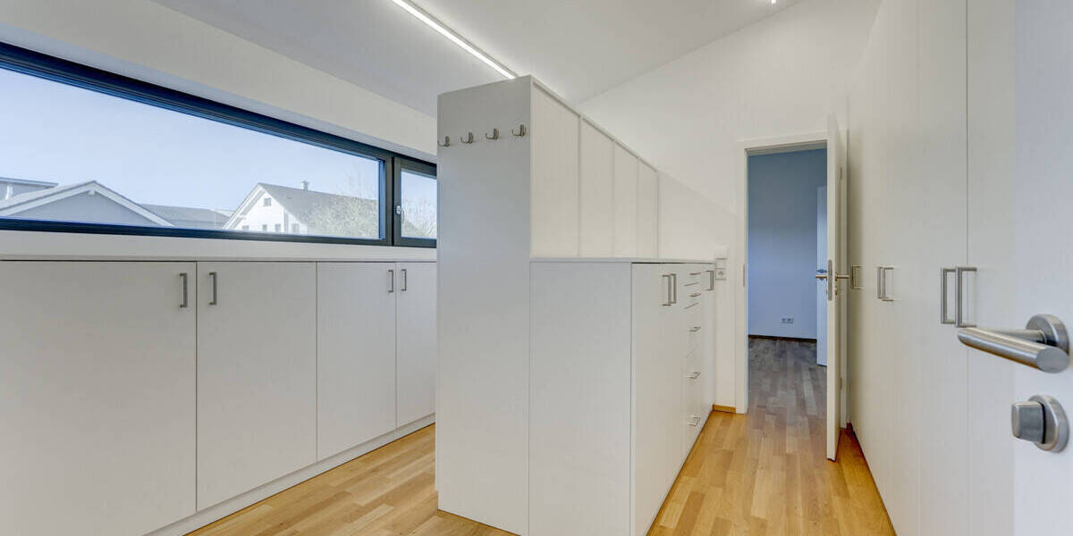 Einfamilienhaus Hüfingen - 8 Zimmer, 222 m&sup2;, 990.000&euro; | Angebot:26277783