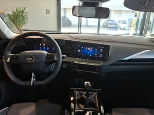 Opel Astra L Sports Tourer Enjoy 1,2 6MT 18.555 km 19.777 &euro; Miesbach 83714