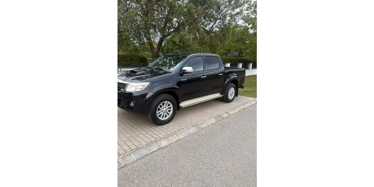 Toyota Hilux 147.000 km 15.500 &euro; Hamburg 22609