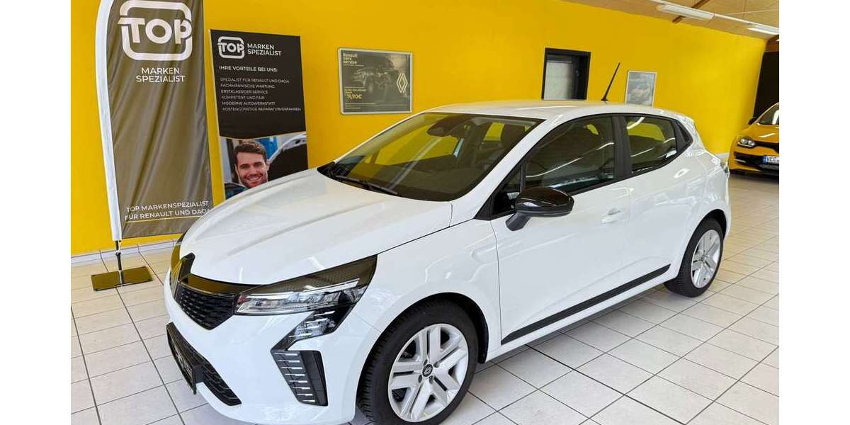 Renault Clio 1.786 km 17.490 &euro; Bakum 49456
