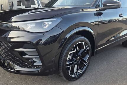 VW Tiguan 21.037 km 43.880 &euro; Düren 52351