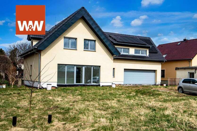 Haus zum Kaufen in Neschwitz Luga 290.000 € 219.6 m²