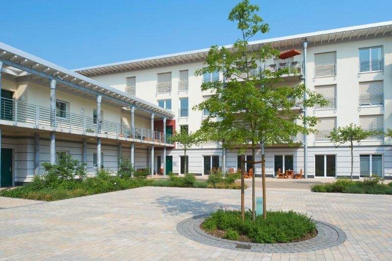 Schöne 2,5 Zimmer Wohnung im Mehrgenerationen-Haus! 2 zimmer