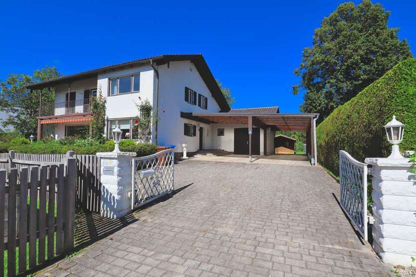 Haus zum Kaufen in Holzkirchen 1.300.000 € 202.11 m²