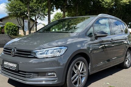 VW Touran 128.000 km 22.490 &euro; Elkenroth 57578