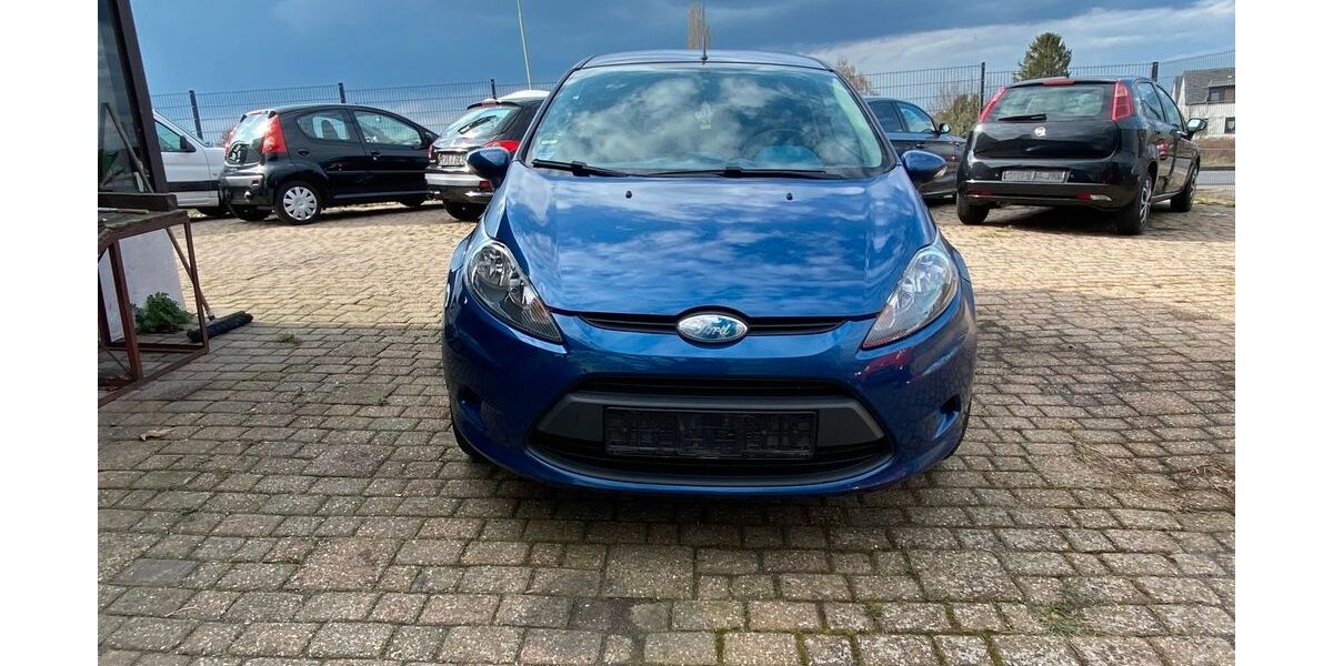 Ford Fiesta 165.338 km 2.699 &euro; Stolberg 52222