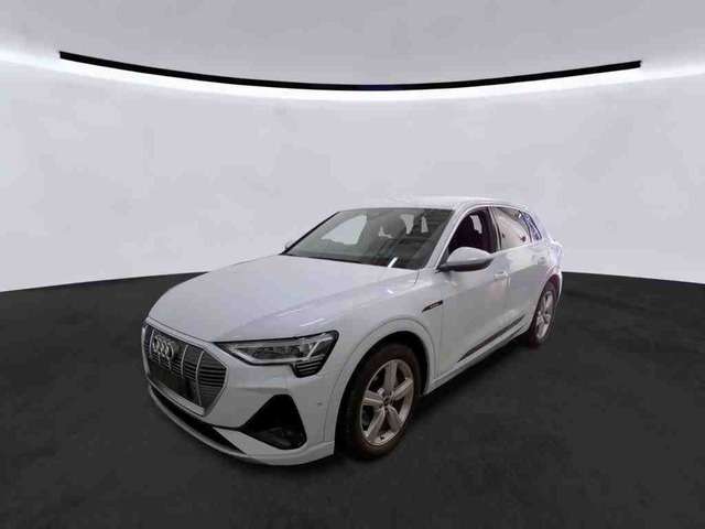 Audi e-tron 21.463 km 28.990 &euro; Rastede/ Wahnbek 26180