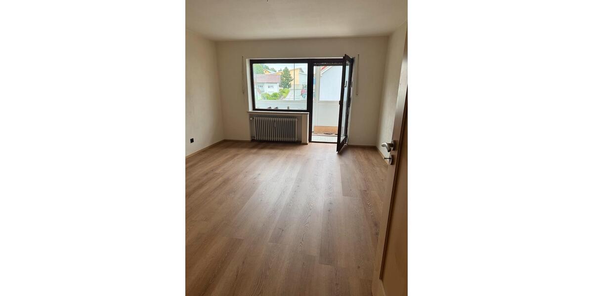 Etagenwohnung Büchlberg - 4 Zimmer, 114 m&sup2;, 229.000&euro; | Angebot:27189768