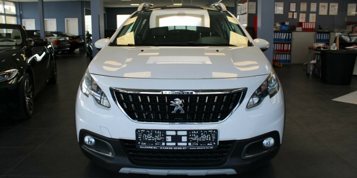 Peugeot 2008 PureTech 130 GPF Allure 38.193 km 12.980 &euro; Euskirchen 53881