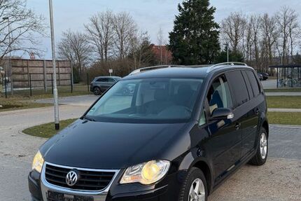VW Touran 307.000 km 3.350 &euro; parchim 19370