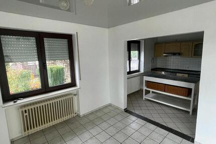 Helle 4 12 Zimmer Wohnung zimmer