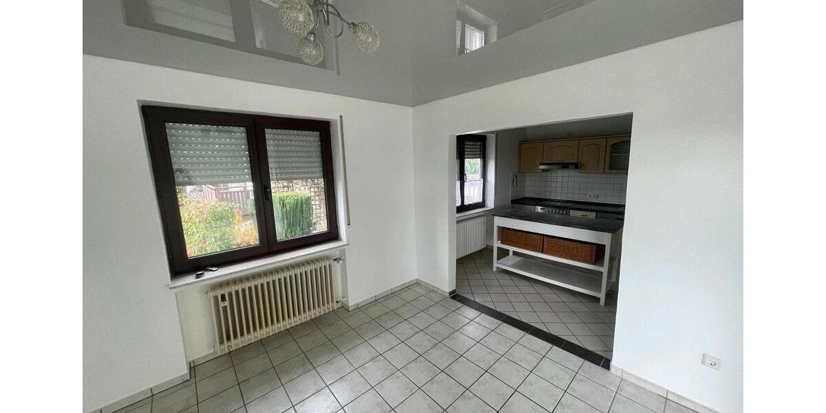 Helle 4 12 Zimmer Wohnung zimmer