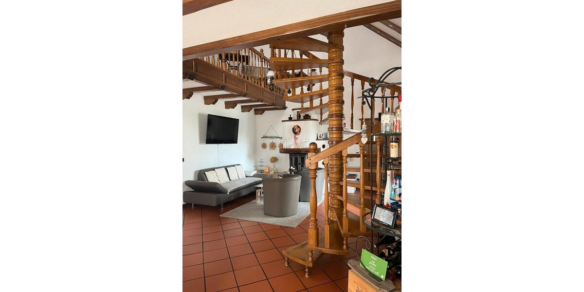Villa Schwalbach - 8 Zimmer, 396 m&sup2;, 550.000&euro; | Angebot:27120414