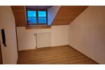 Dachgeschoßwohnung Burgkirchen an der Alz - 2.5 Zimmer, 70 m&sup2;, 750&euro; | Angebot:25309043
