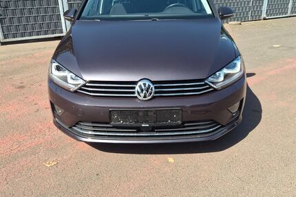 VW Golf Sportsvan 118.000 km 9.999 &euro; Scheden 37127