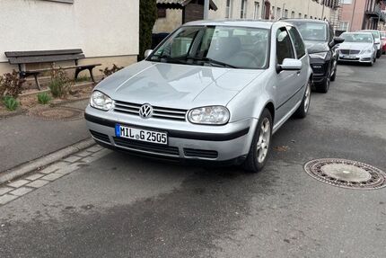 VW Golf 294.000 km 1.850 &euro; Miltenberg 63897