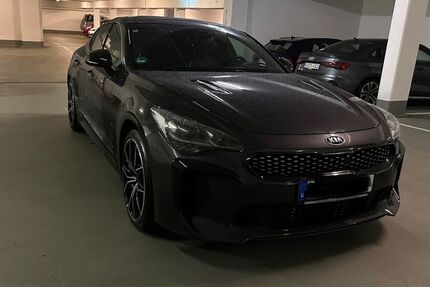 Kia Stinger 82.500 km 26.500 &euro; Wuppertal 42281