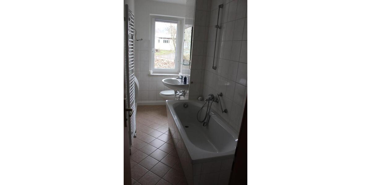 Etagenwohnung Grünhainichen - 3 Zimmer, 62 m&sup2;, 372&euro; | Angebot:21977968