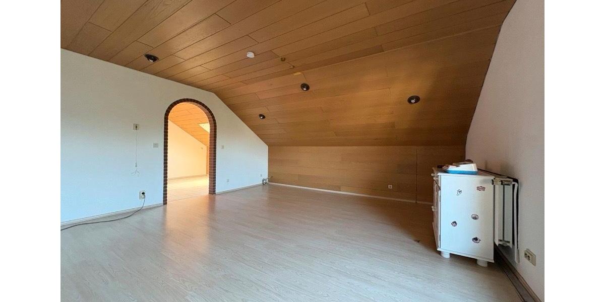 Einfamilienhaus Extertal - 9 Zimmer, 220 m&sup2;, 364.000&euro; | Angebot:26889274