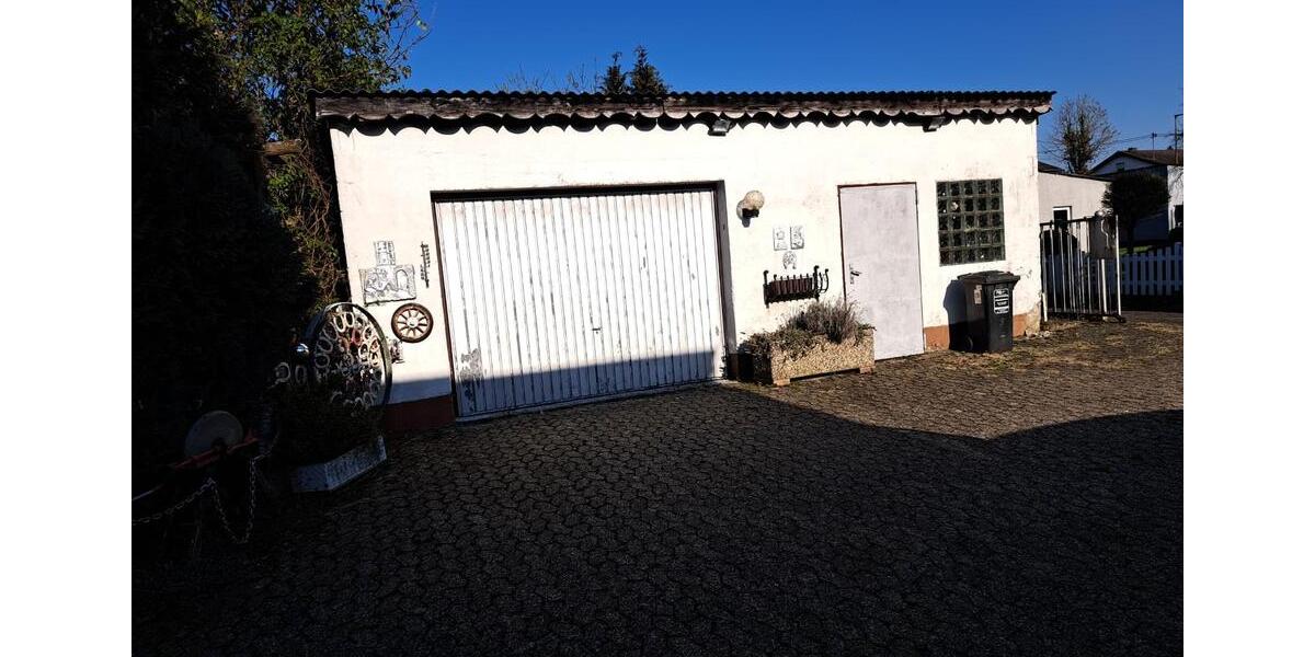 Mehrfamilienhaus, Wohnhaus Kastellaun - 6 Zimmer, 138 m&sup2;, 89.000&euro; | Angebot:25809705