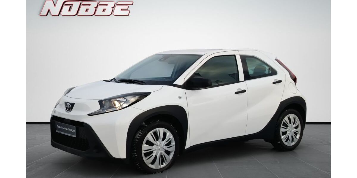 Toyota Aygo (X) 27.730 km 11.950 &euro; Garbsen 30827