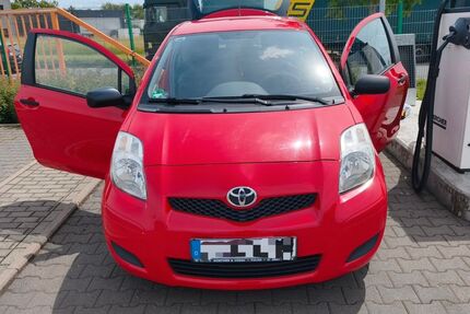 Toyota Yaris 93.000 km 4.500 &euro; Grünberg 35305