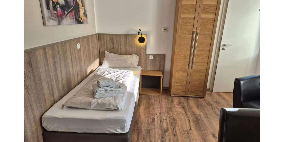 Wohnen auf Zeit in Vaterstetten 1.030 € 1 zimmer