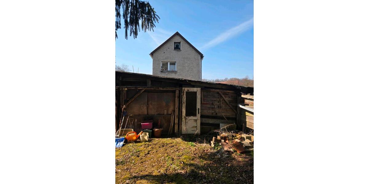 Einfamilienhaus Schleusingen - 6 Zimmer, 110 m&sup2;, 65.000&euro; | Angebot:25806628