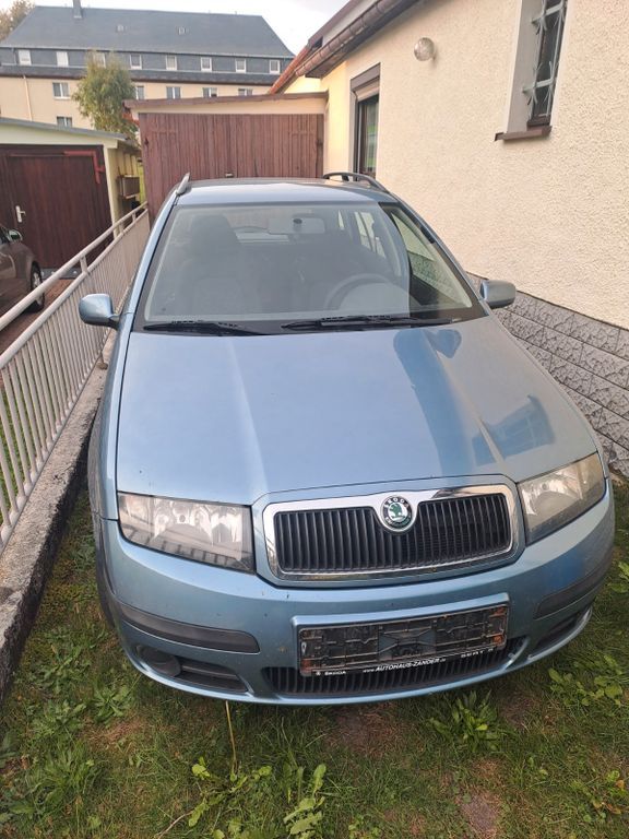 Skoda Fabia 227.951 km 2.000 € Amtsberg 09439