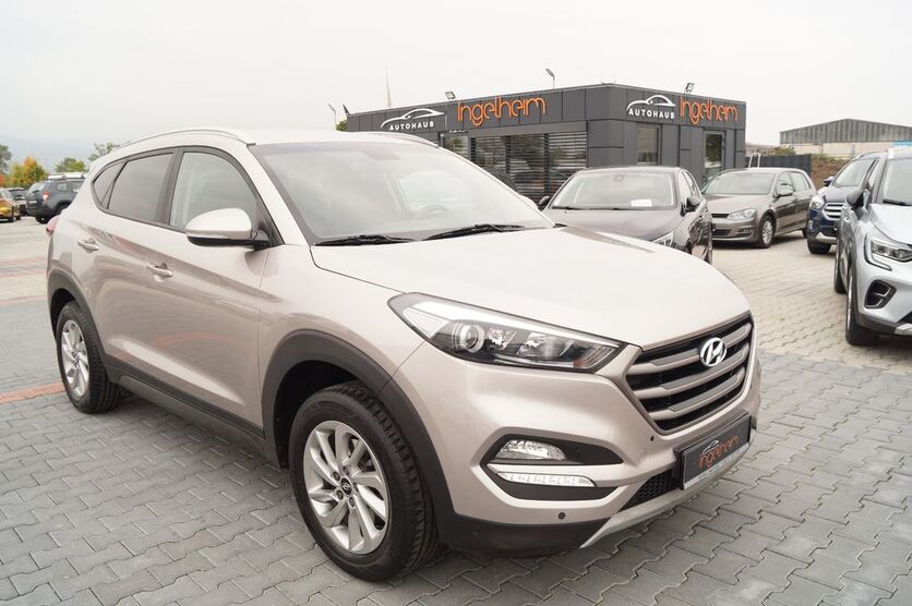 Hyundai TUCSON 106.404 km 12.890 € Ingelheim 55218
