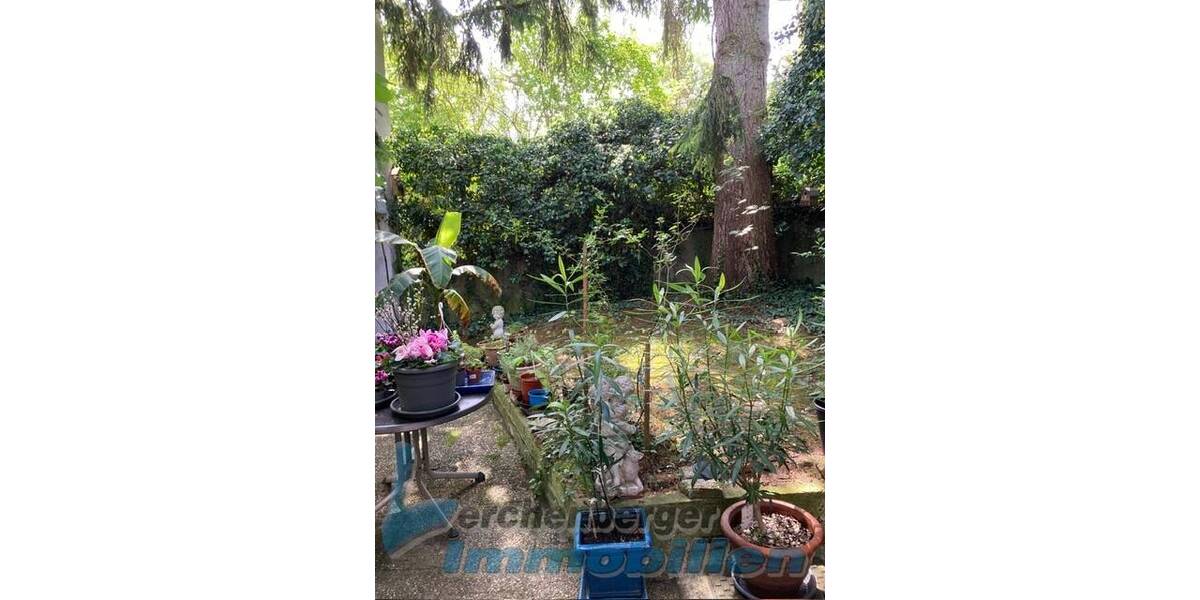 Mehrfamilienhaus, Wohnhaus Landau an der Isar Landau - 7 Zimmer, 200 m&sup2;, 289.000&euro; | Angebot:26359036