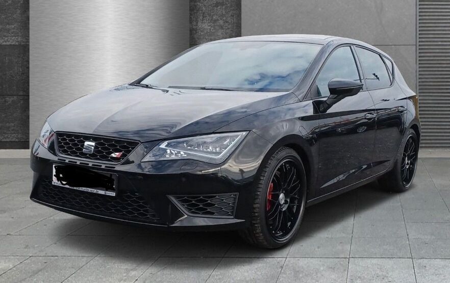 Seat Leon 150.000 km 17.900 € Iggensbach 94547