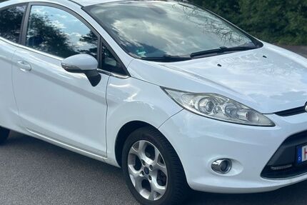 Ford Fiesta 216.000 km 1.950 &euro; Viernheim (bei Mannheim) 68519