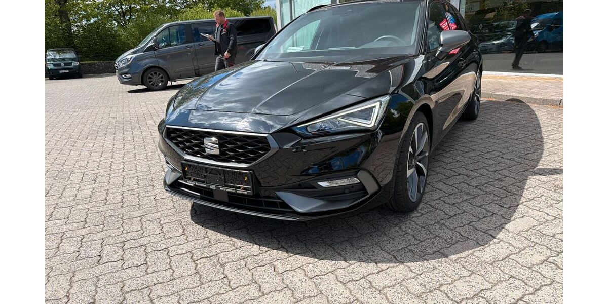 Seat Leon 50.700 km 25.990 &euro; Bornhoeved 24619