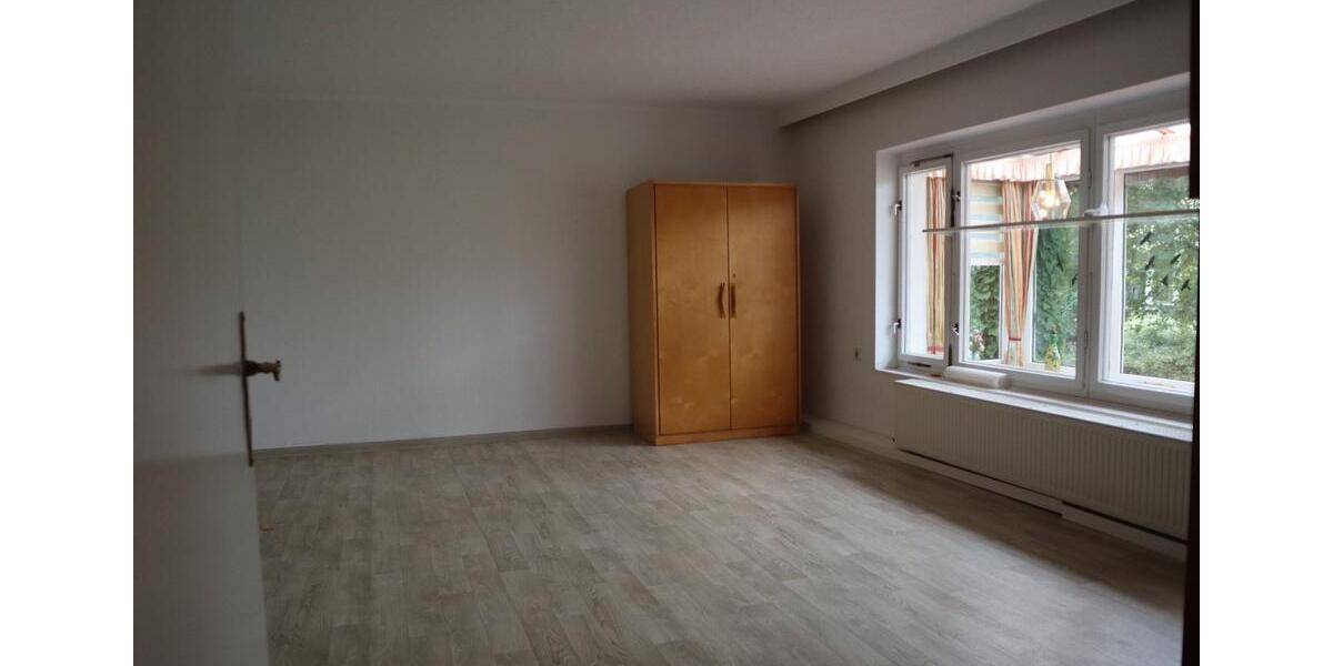 Reihenhaus Jüterbog - 7 Zimmer, 180 m&sup2;, 255.500&euro; | Angebot:25987608