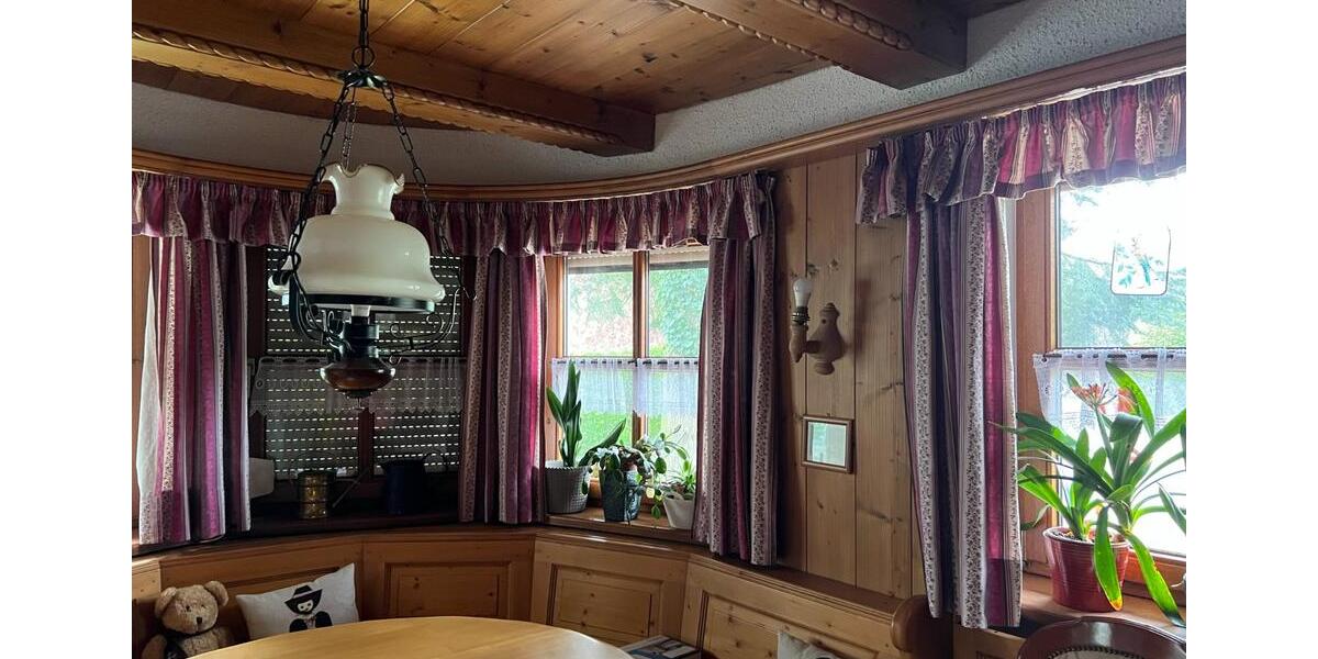 Provisionfrei Großzügige EFH mit ELW zimmer