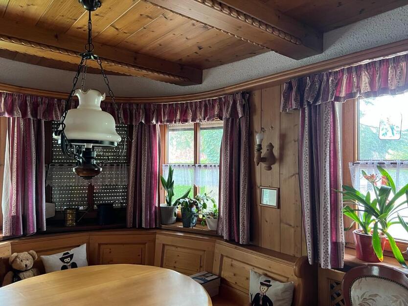 Provisionfrei Großzügige EFH mit ELW zimmer