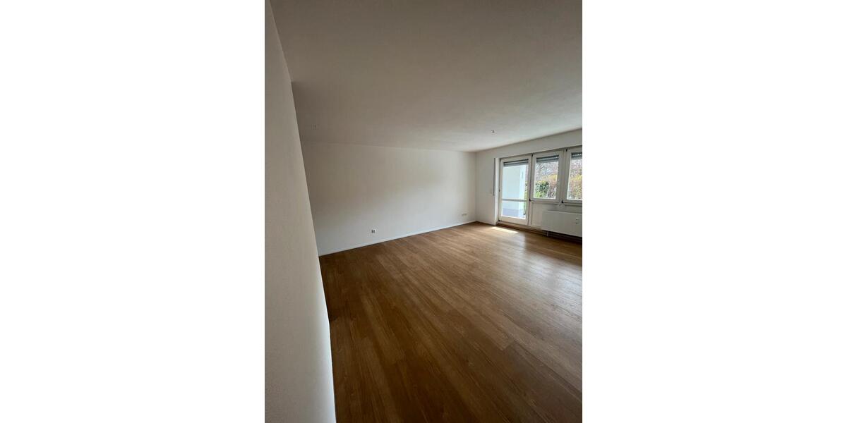 Erdgeschoßwohnung Chemnitz Grüna - 3 Zimmer, 75 m&sup2;, 149.000&euro; | Angebot:25639960