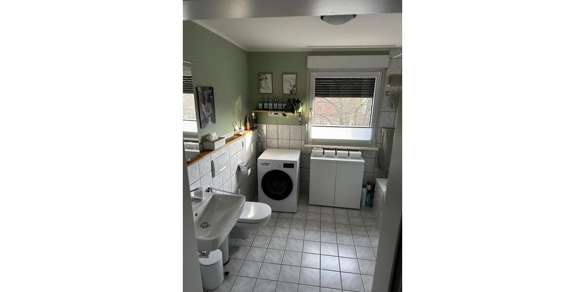 Dachgeschoßwohnung Schwetzingen - 3 Zimmer, 74 m&sup2;, 990&euro; | Angebot:26393633