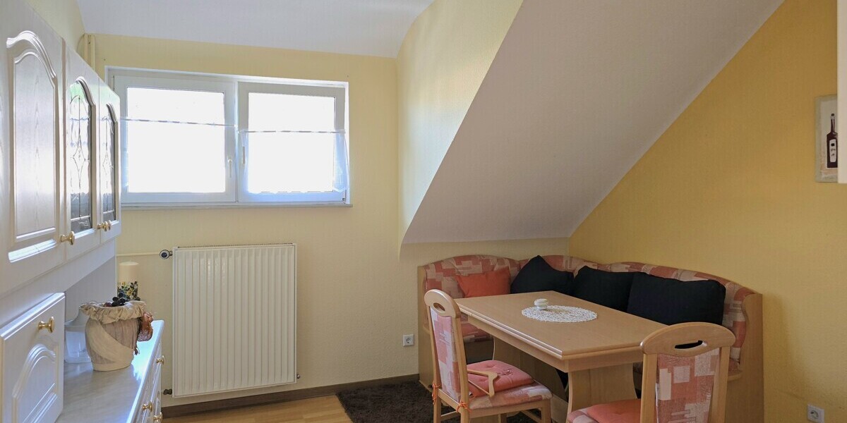 Gepflegtes Einfamilienhaus im Zentrum von Schmelz zum Kauf - Reihenendhaus Schmelz / Außen Außen | Angebot:27010418