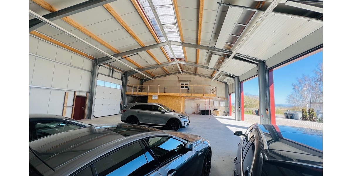 Moderne Gewerbeimmobilie (BJ 2023) mit offener und geschlossener Werkhalle, Büro und Wohnung - Gewerbeobjekt Horb am Neckar | Angebot:26131652