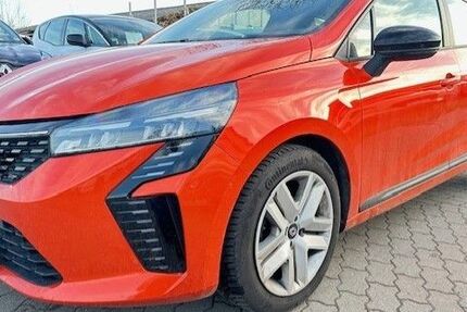 Renault Clio 19.980 km 17.799 &euro; Zossen 15806