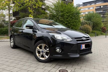Ford Focus 223.134 km 2.450 &euro; Frankfurt am Main 60486