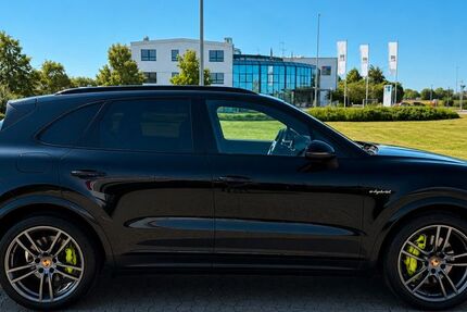 Porsche Cayenne 127.000 km 59.999 &euro; Braunschweig 38112
