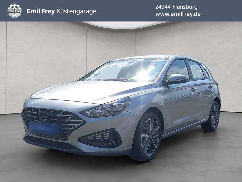 i30