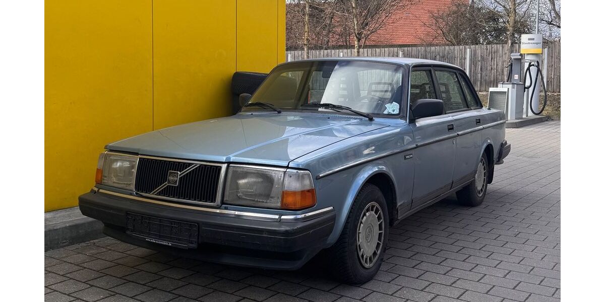 Volvo 240 270.000 km 2.700 &euro; München 81927