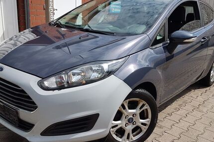 Ford Fiesta 200.000 km 1.390 &euro; Westoverledingen 26810