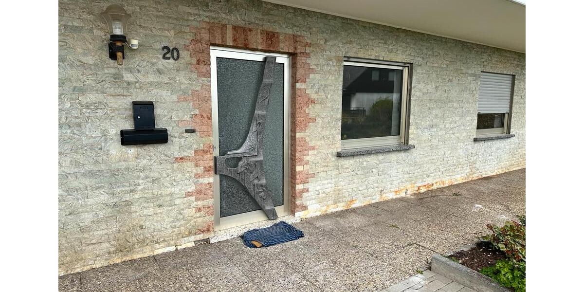 Erdgeschoßwohnung Dillenburg Manderbach - 3 Zimmer, 98 m&sup2;, 700&euro; | Angebot:26279472