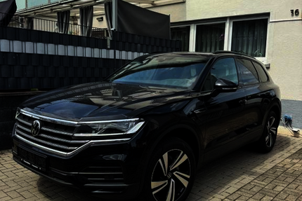 VW Touareg 90.000 km 4.250 &euro; Oftersheim 68723