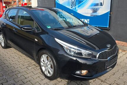 Kia ceed / Ceed 82.000 km 7.600 € Garching 85748